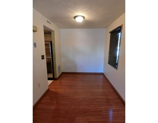 Foto del edificio - 78 Meadow Pond Dr