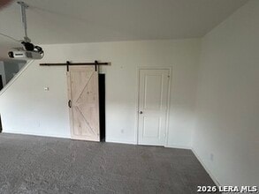 Building Photo - 7404 Cottontail Clf