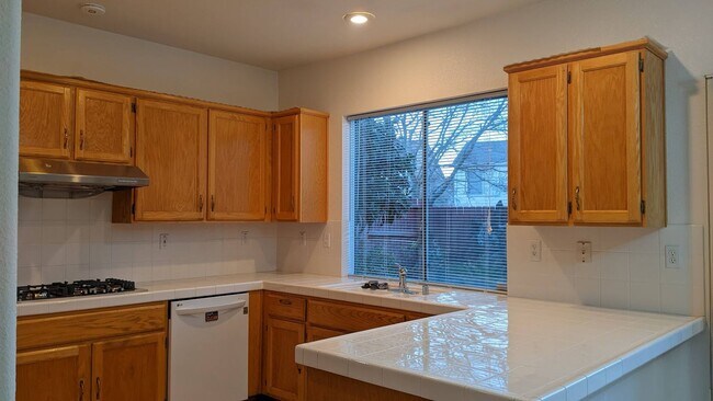 Foto del edificio - COMING SOON!