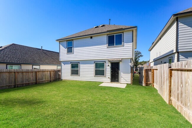 Foto del edificio - 2715 Atlas Dr