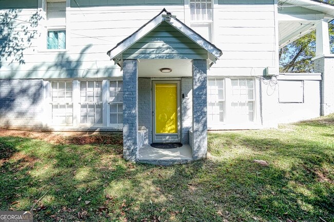 Building Photo - 207 N Dawson St