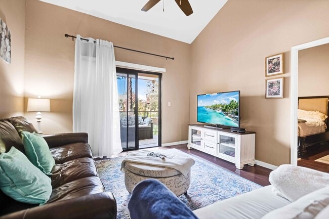 Building Photo - 48255 Monroe St