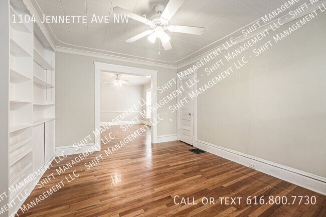 Building Photo - 1104 Jennette Ave NW