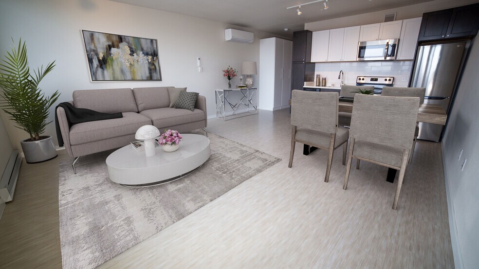 Apartments for Rent with a Walk-In Closet in Standish, Minneapolis ...