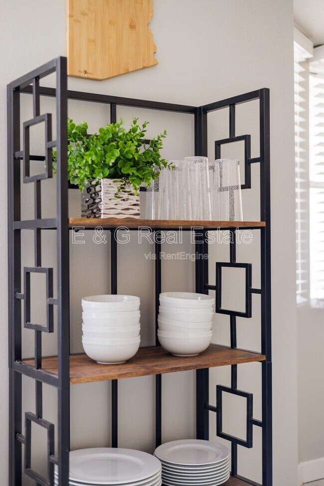 Foto del edificio - 3011 S Country Club Way