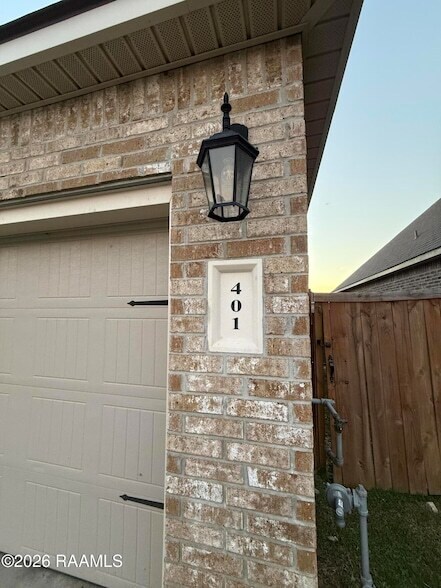 Foto del edificio - 401 Eastwood Dr