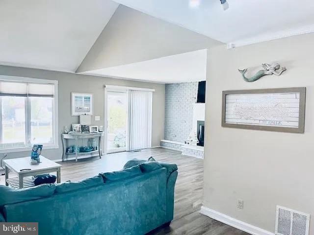 Foto del edificio - 1874 Merrimac Dr