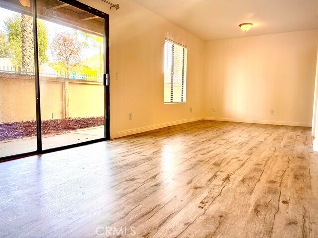 Foto del edificio - 1110 W Blaine St