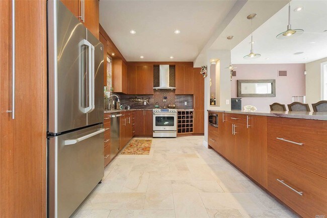 Building Photo - 7-12-12 126th St