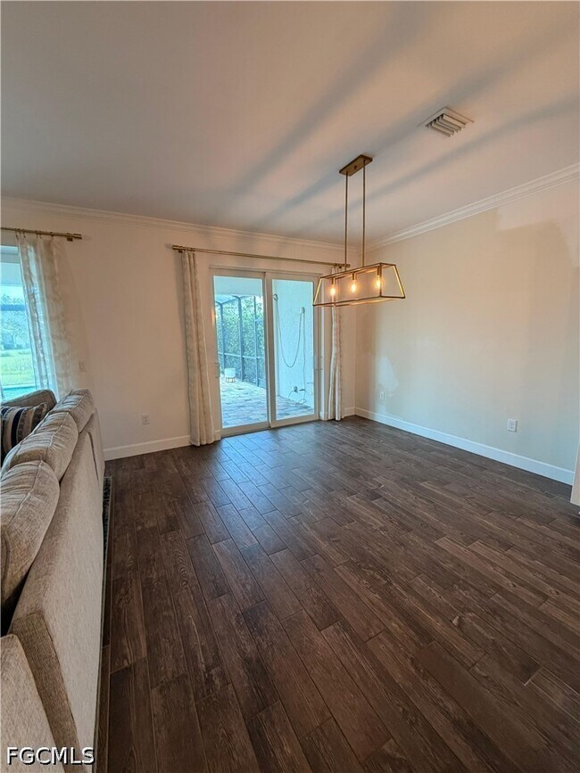 Foto del edificio - 17624 Silverspur Dr