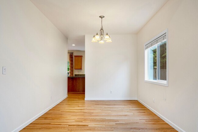 Foto del edificio - 2515 248th Pl NE