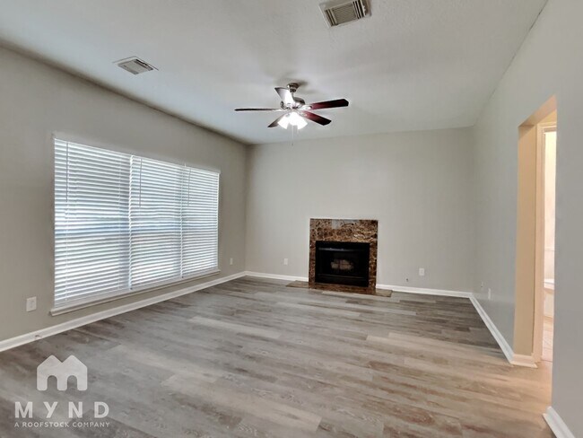 Building Photo - 4334 Egret Dr