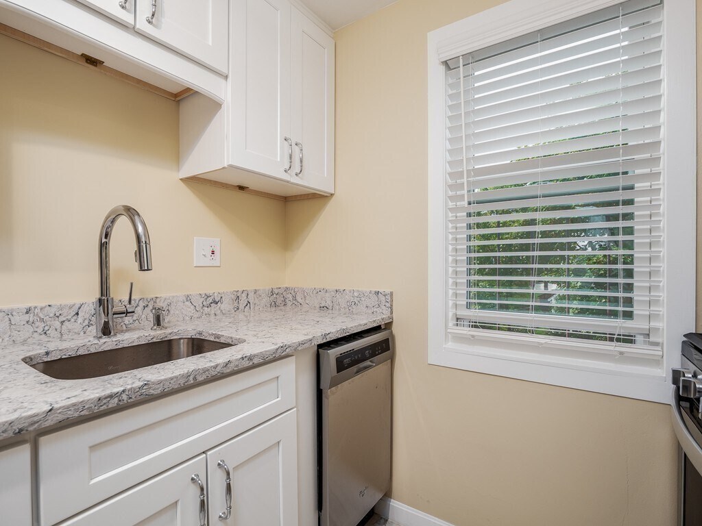 Primary Photo - 23 Newman Rd