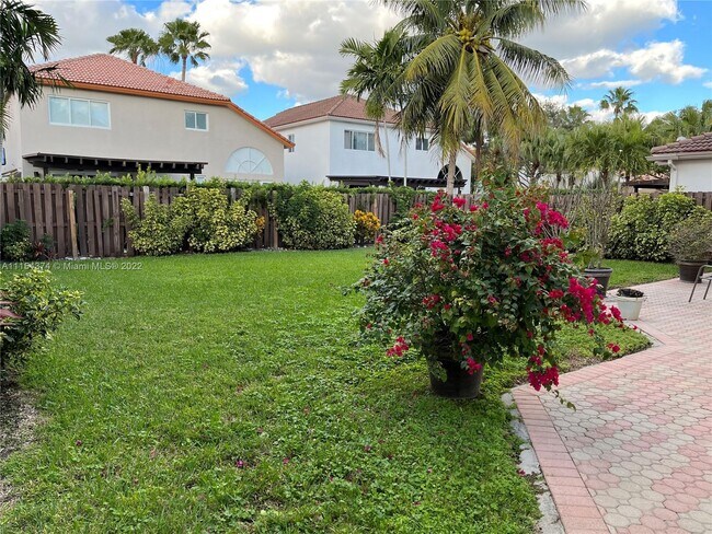 Foto del edificio - 10941 NW 58th Terrace