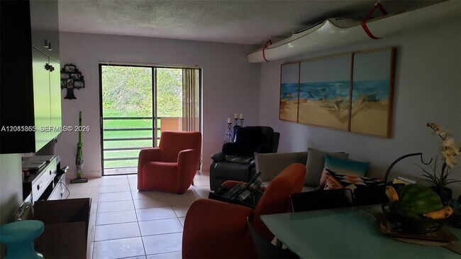 Foto del edificio - 14857 SW 104th St