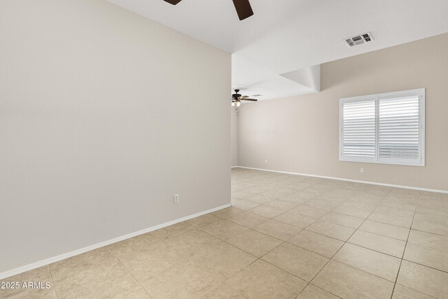 Foto del edificio - 226 E Redwood Ln