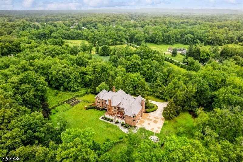 Primary Photo - 36 Woodland Rd