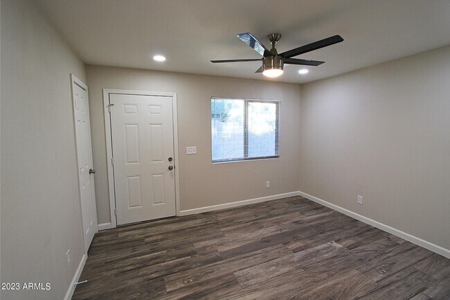 Foto del edificio - 6434 E Alder Ave