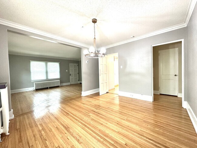 Foto del edificio - 2320 E 2nd St
