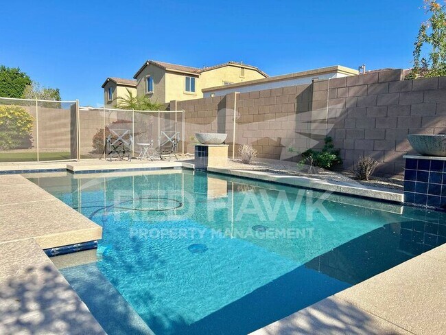 Foto del edificio - 3567 E Chestnut Ln