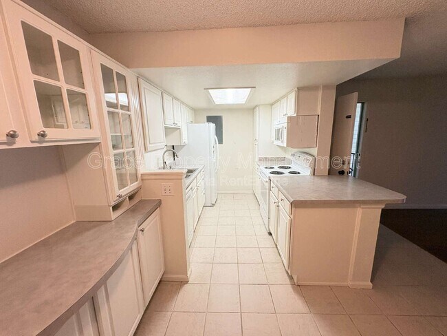 Foto del edificio - 8555 E Fairmount Dr