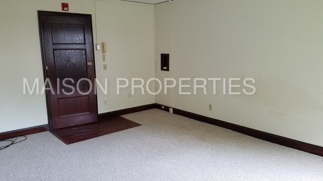 Foto del edificio - 117 Highland Pky