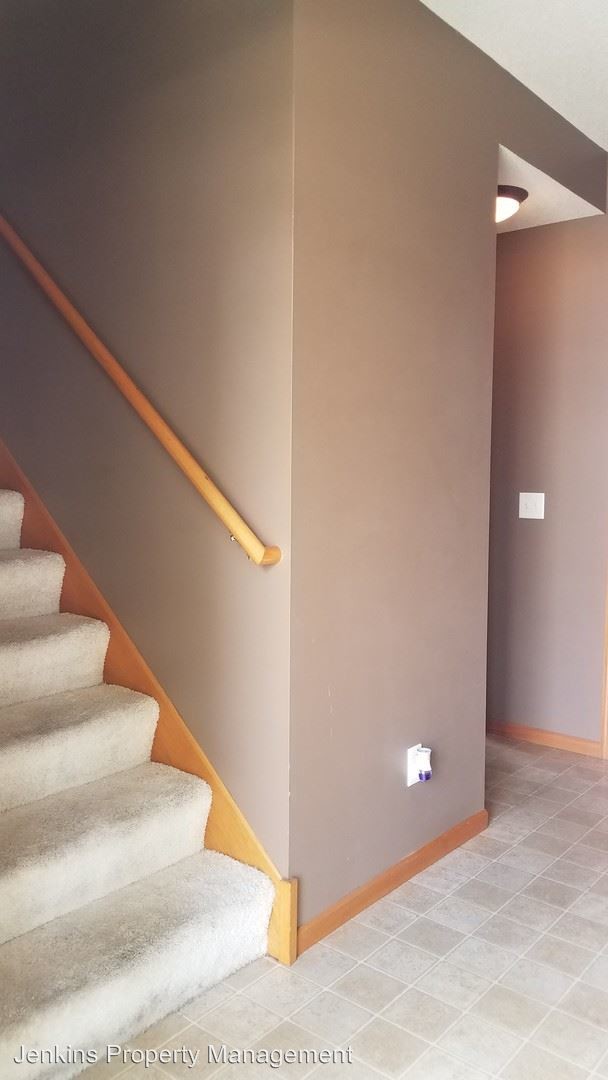 Foto del edificio - 3 br, 2 bath House - 16 Hope Circle