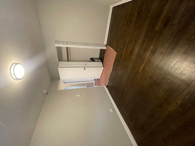 Building Photo - 2717 Circle Dr