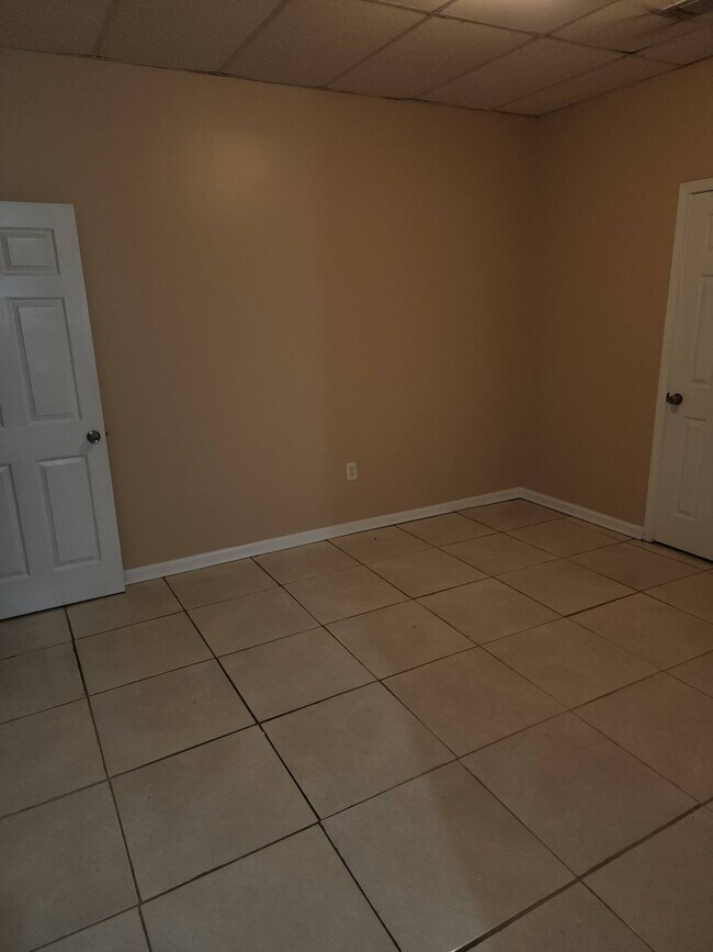 Building Photo - 3206 Thimbleberry Trail