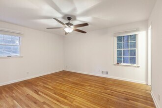 Building Photo - 3976 Wedgefield Cir