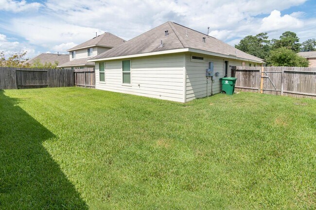 Foto del edificio - 5611 Rocky Trail Dr