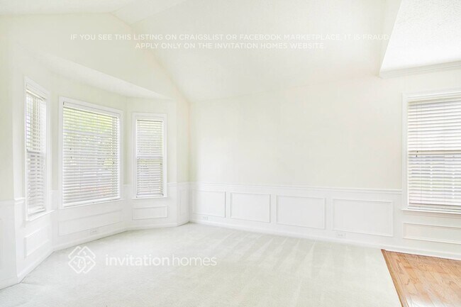 Building Photo - 318 Winward Pointe Dr