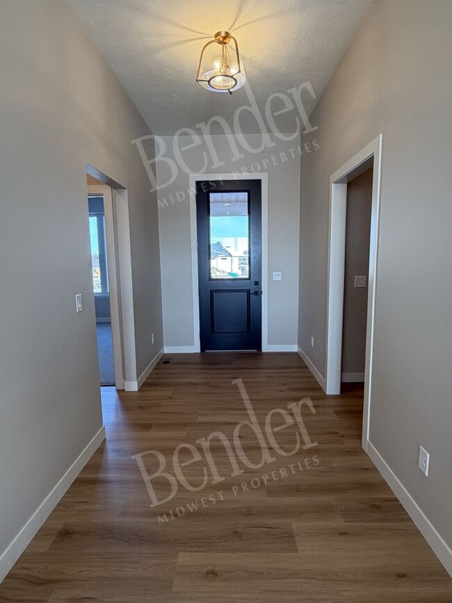 Building Photo - NEW BUILD - Contemporary Single Family Home