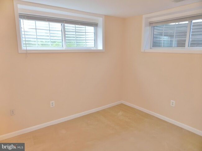 Foto del edificio - 5208 Heming Ave