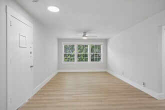Interior Photo - Chateau