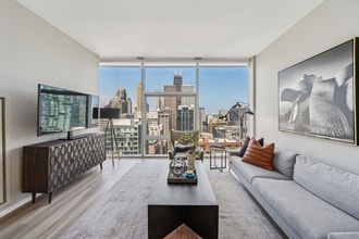 Building Photo - 176 E Illinois St