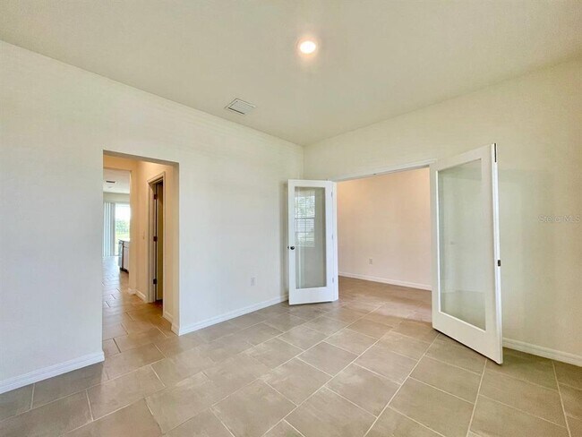 Building Photo - 5520 Hollingworth Trl