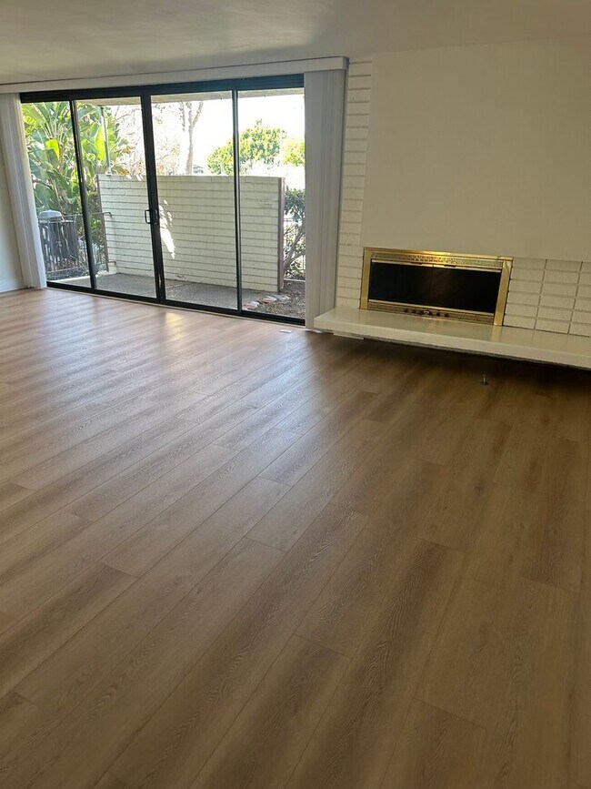 Foto del edificio - 7700 Pso Del Rey