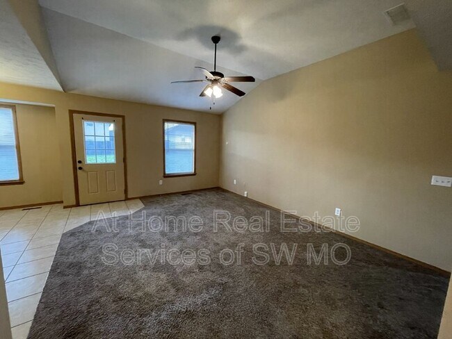 Building Photo - 5543 David St W