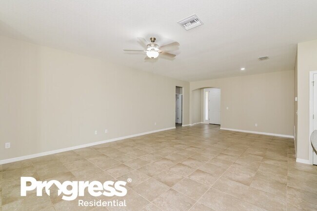 Foto del edificio - 10606 Scenic Hollow Dr