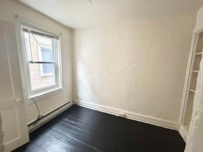 Foto del edificio - 1038 Pine St (LO)