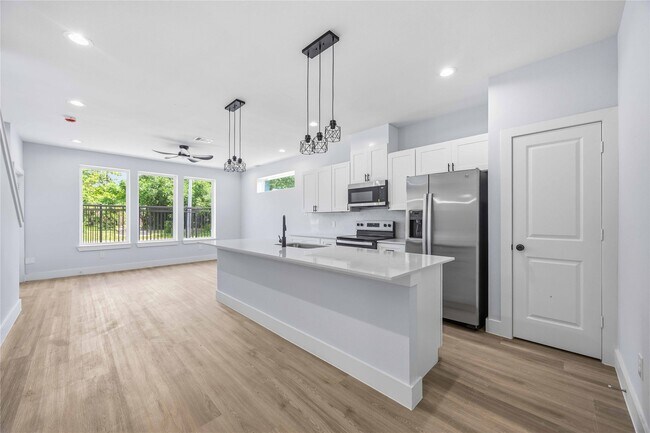 Foto del edificio - 4138 Larkspur St