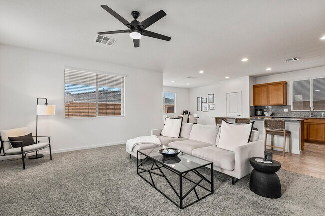 Foto del edificio - 9692 Jade Rise Ave