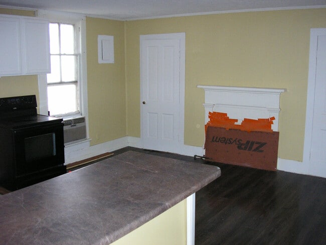Building Photo - 1321 Clay St