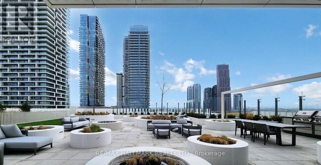 Building Photo - 5 Buttermill Ave.