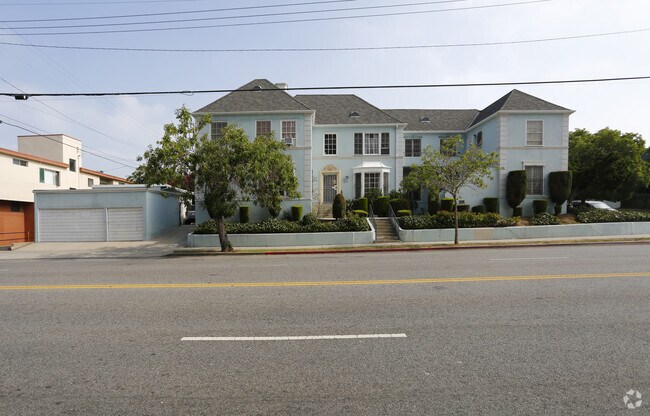 Foto del edificio - 749 S Gramercy Dr