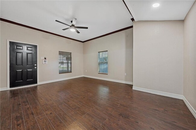 Foto del edificio - 1908 Ross Ave