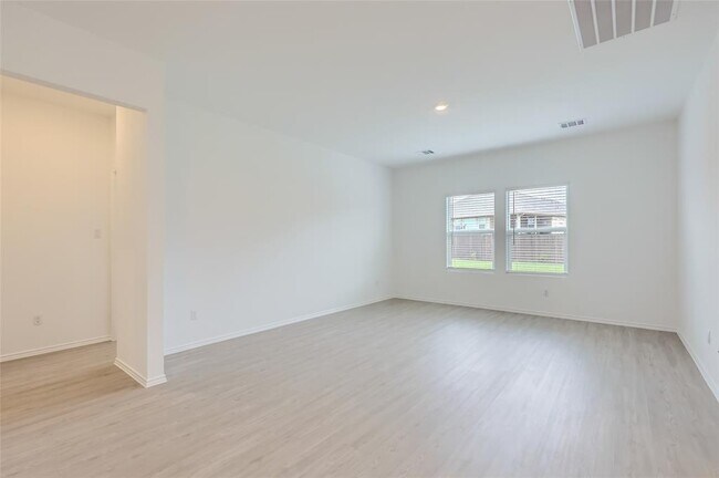 Foto del edificio - 1628 Magnolia Farm Wy