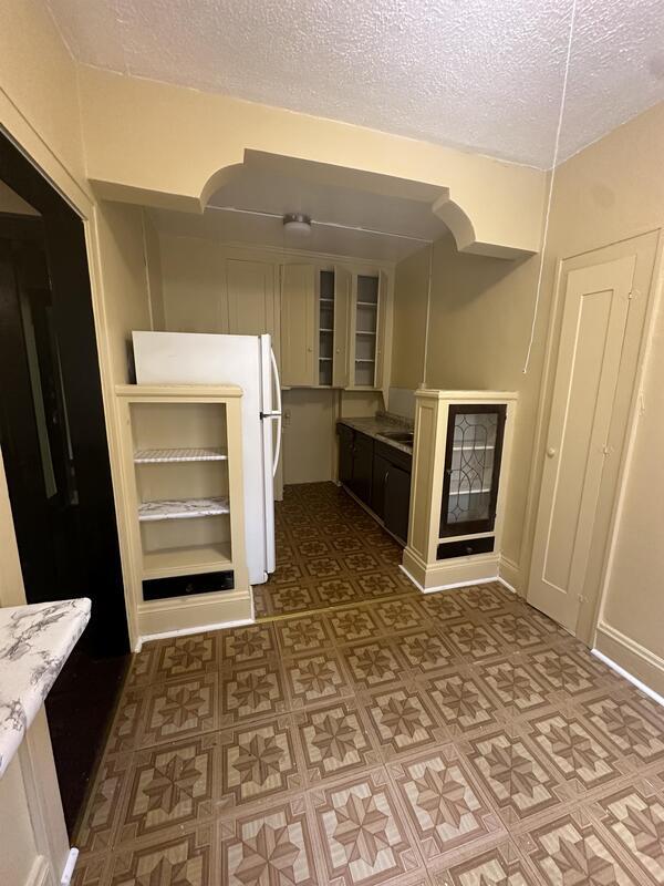 Foto del edificio - 1442 W 101st St