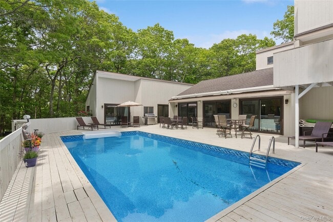 Foto del edificio - 18 Quail Run